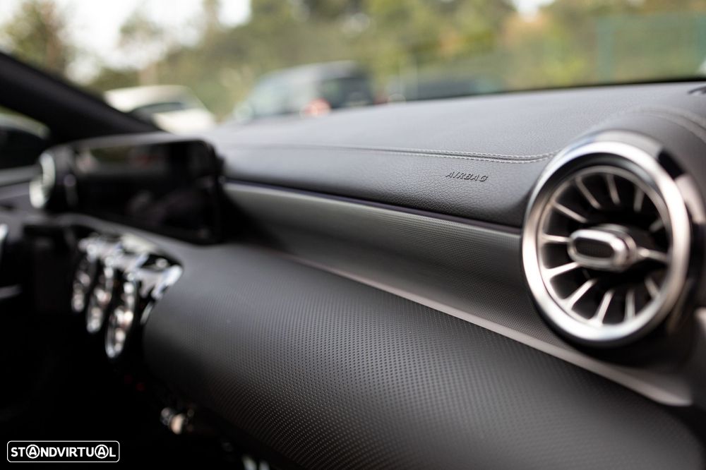 Mercedes-Benz A 250 e 8G-DCT Edition AMG Line - 37