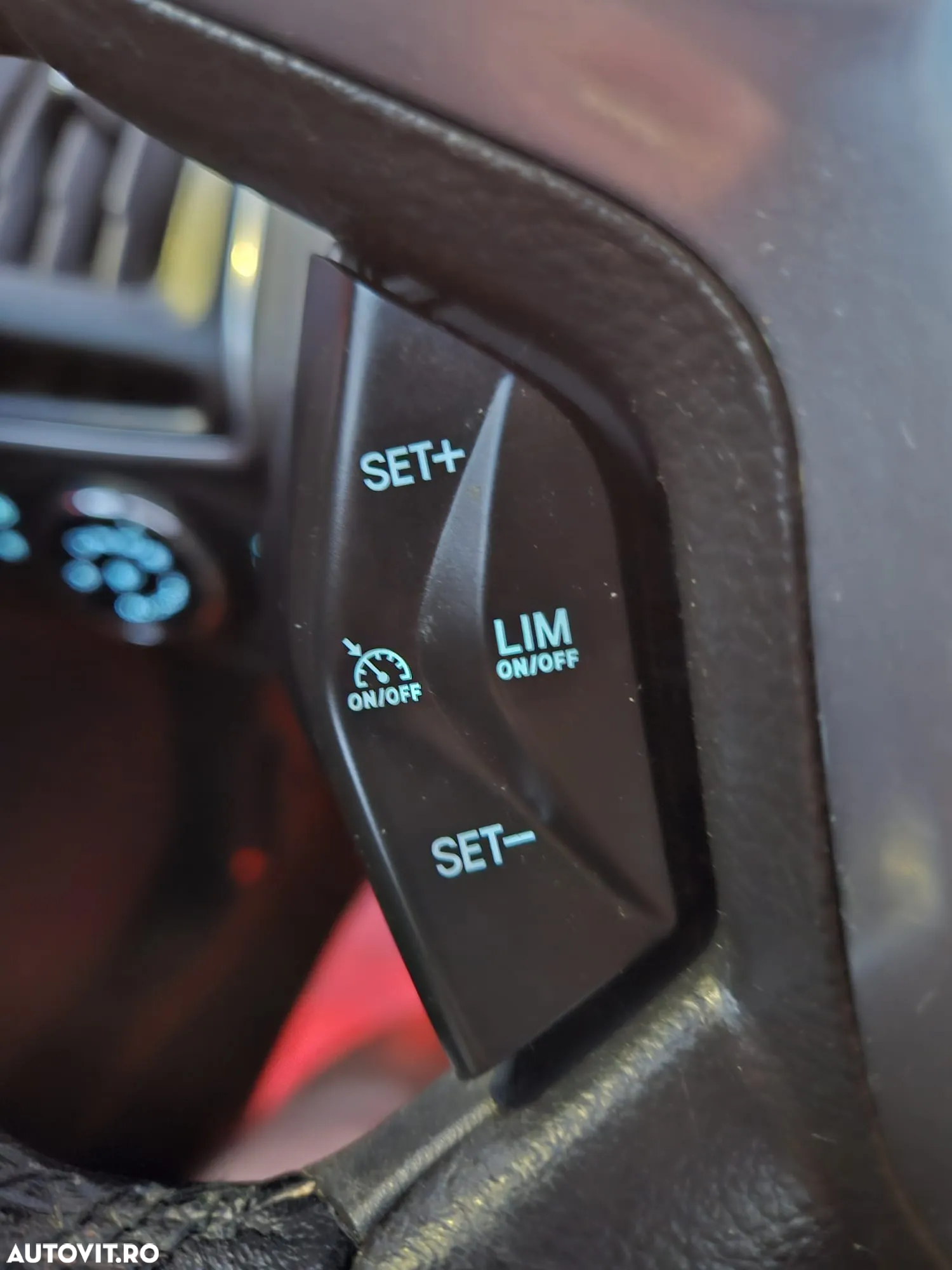 Ford Focus 1.0 EcoBoost Start Stop Titanium - 16