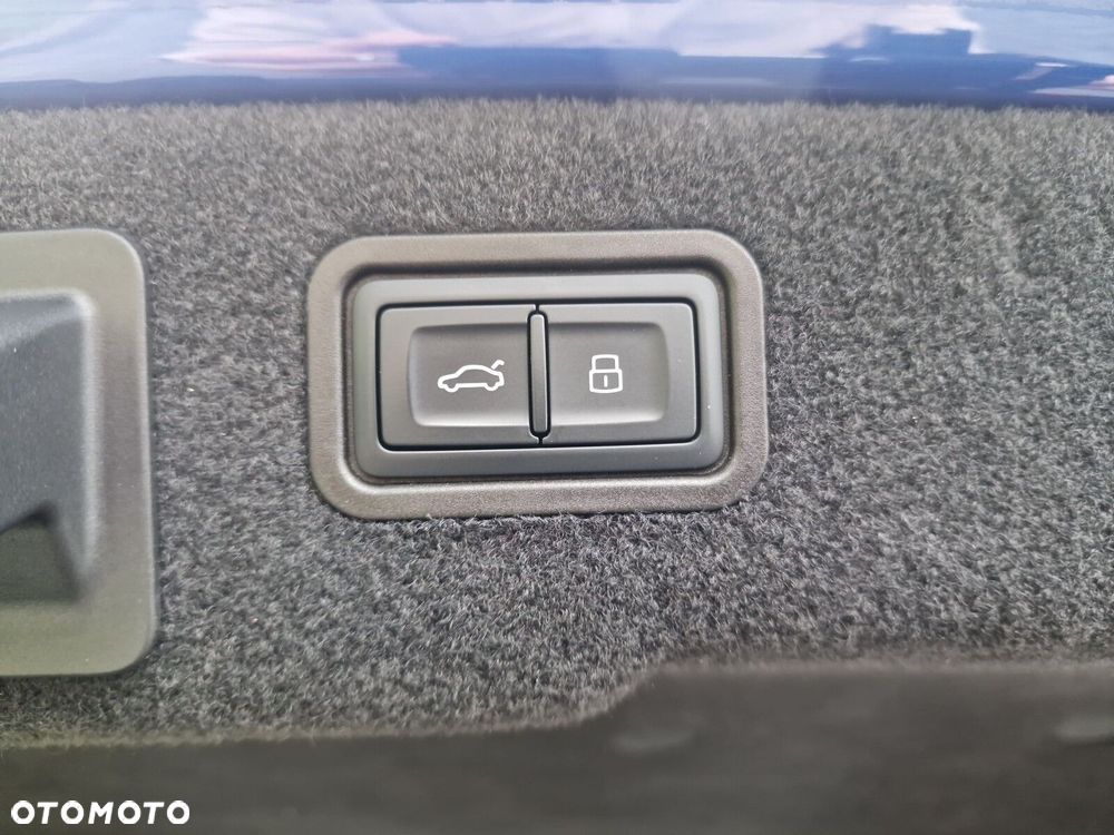 Audi A8 - 36