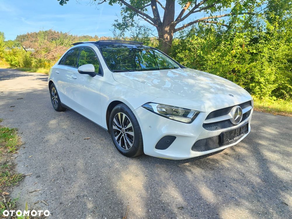 Mercedes-Benz Klasa A 180 d 8G-DCT Lim Entry - 10