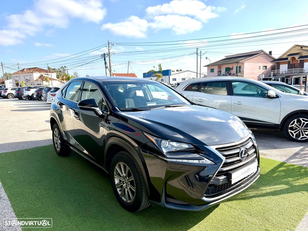 Lexus NX 300h Executive Plus - 1
