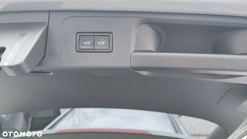 Volkswagen Passat 2.0 TSI Business DSG - 28