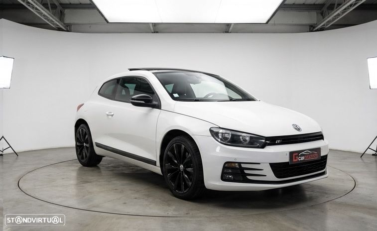 VW Scirocco 2.0 TDI (Blue Motion Technologie) DSG - 2
