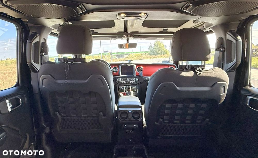 Jeep Wrangler - 15