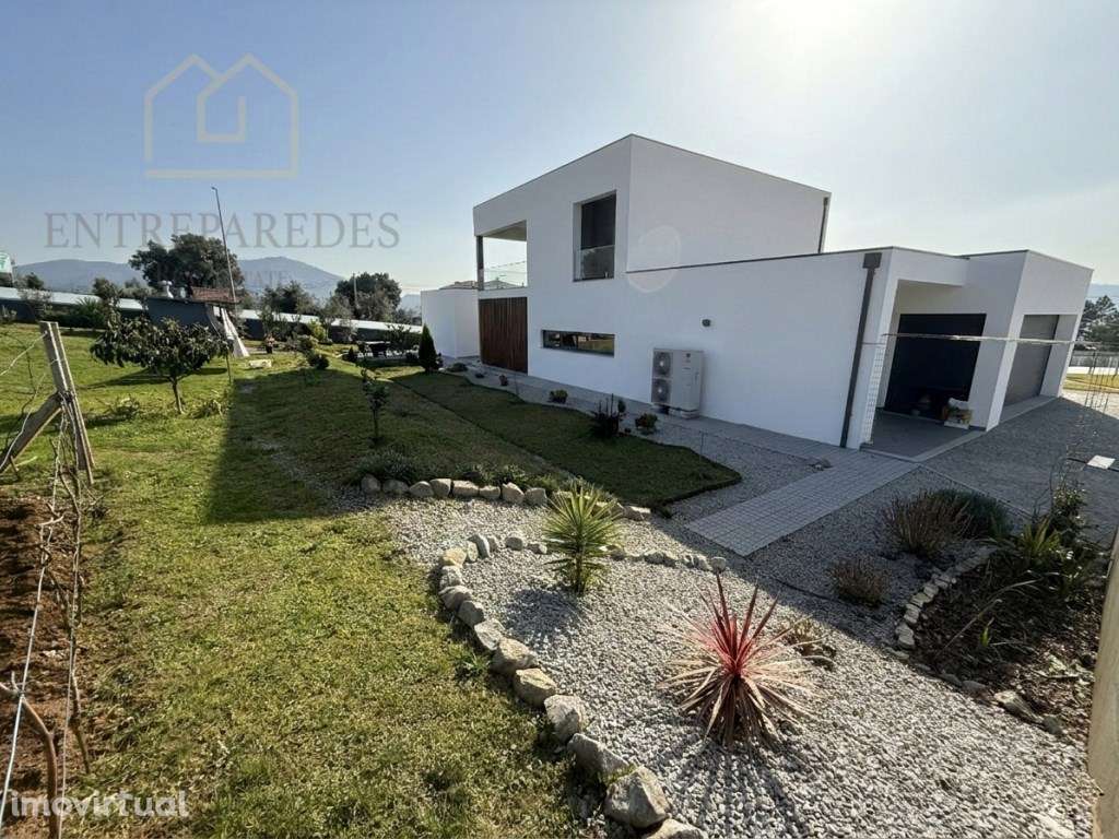 Moradia T4 com terreno | Jardim | Rio Douro - Rio Mau, Penafiel, pa... - Grande imagem: 3/26