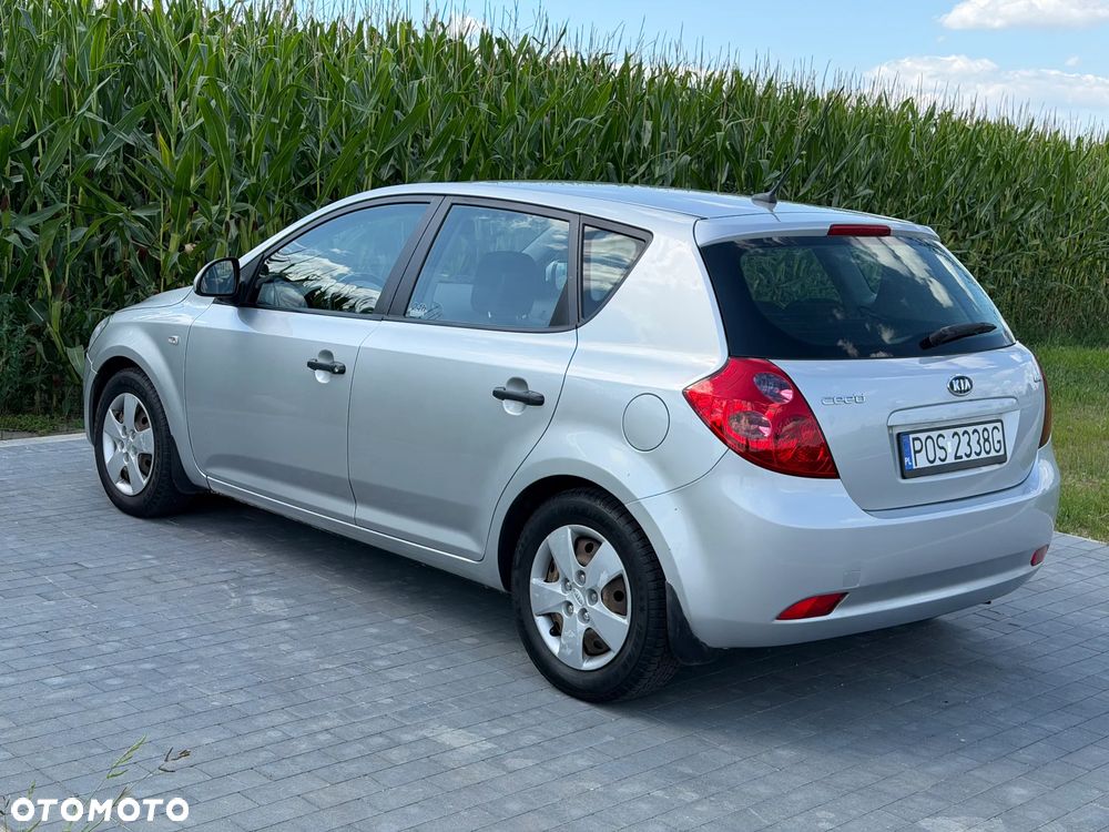 Kia Ceed 1.6 Crdi Comfort - 5