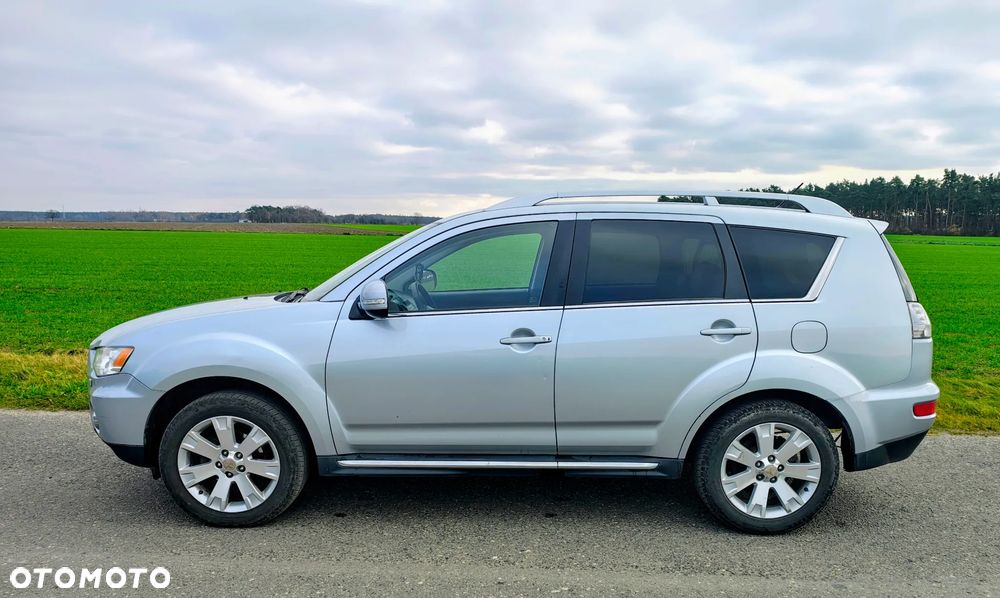 Mitsubishi Outlander 2.0 DID Instyle - 5