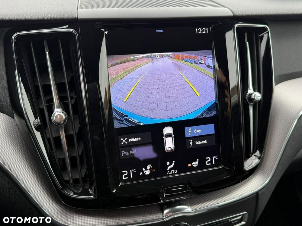 Volvo XC 60 B4 D AWD Geartronic RDesign - 33