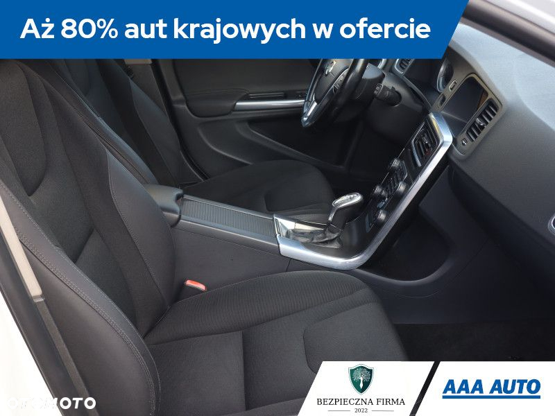 Volvo V60 - 10