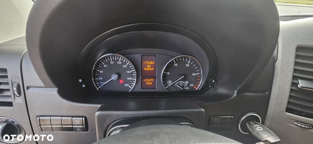 Mercedes-Benz SPRINTER 316 CDI - 27