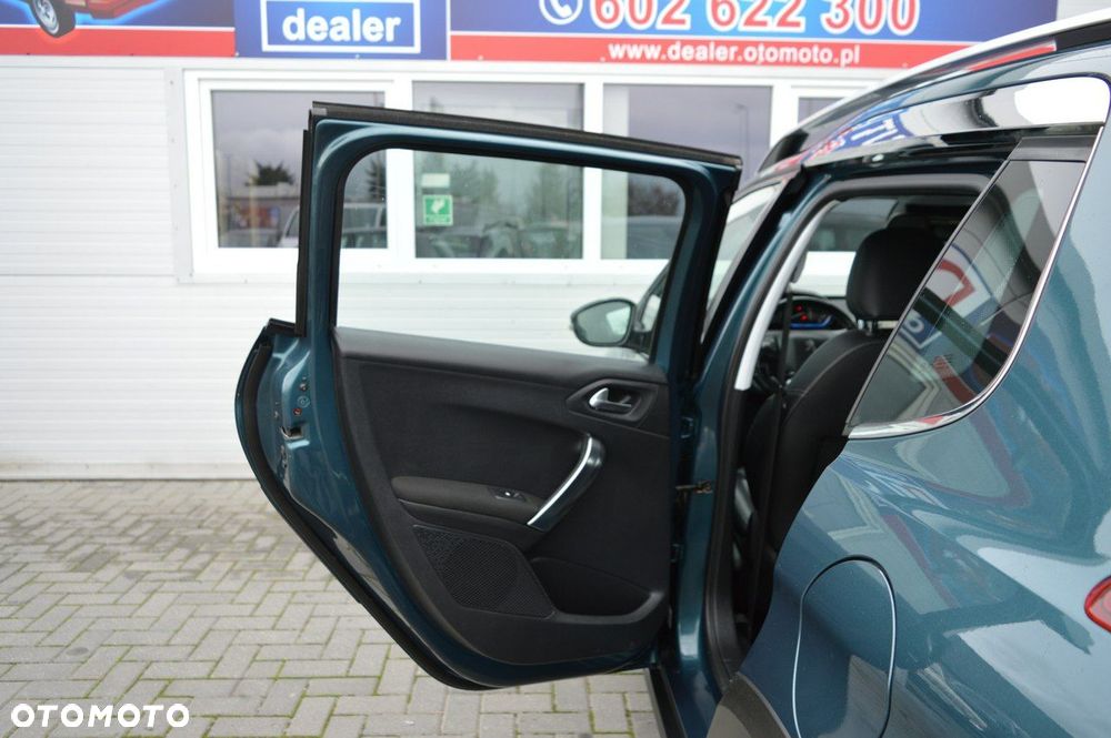 Peugeot 2008 1.2 Pure Tech Style EU6 - 39