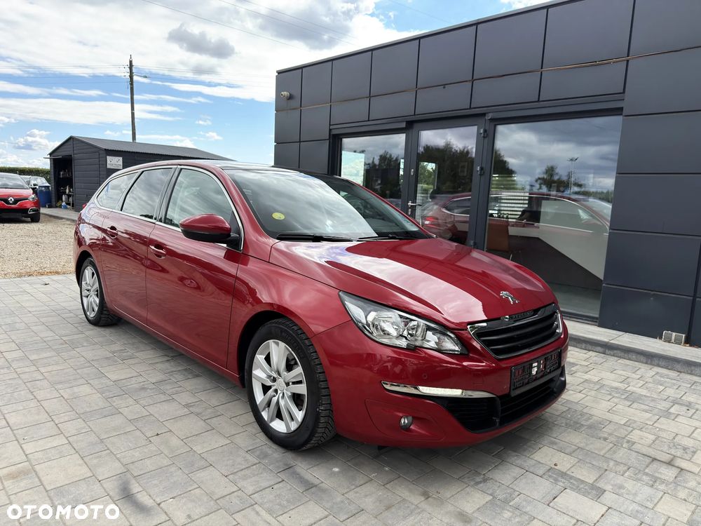 Peugeot 308 1.6 BlueHDi Allure S&S - 10