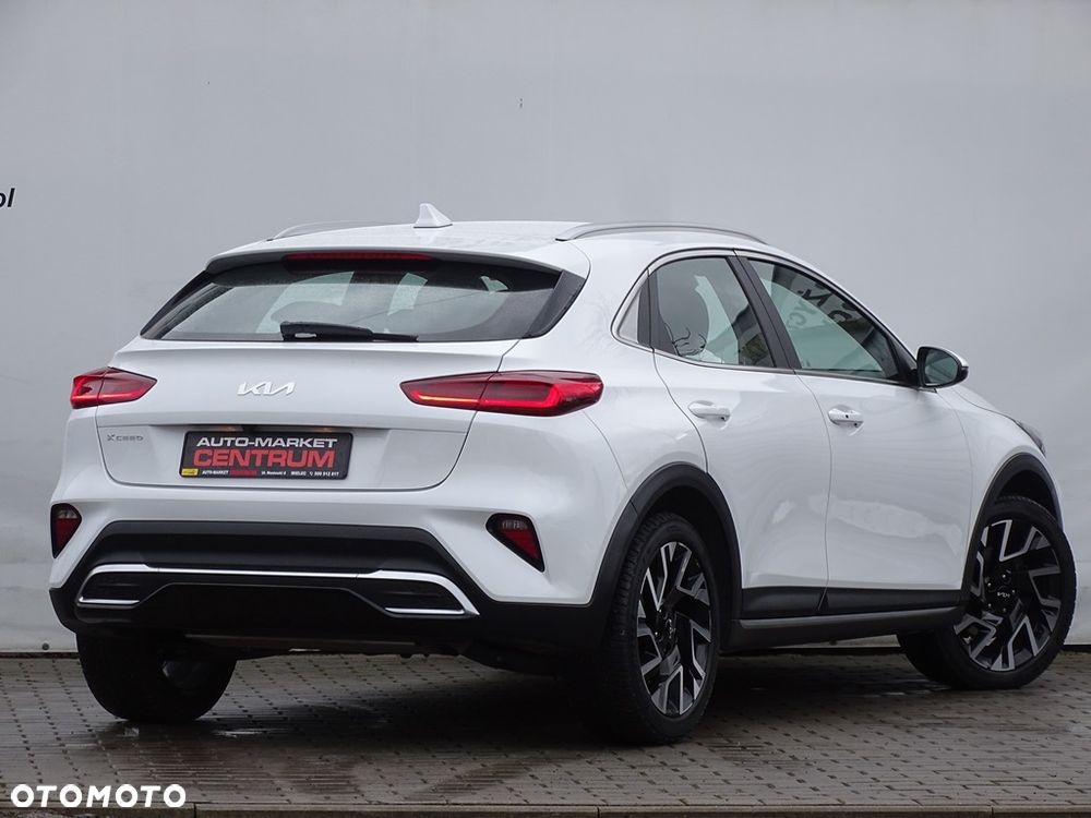 Kia XCeed - 11