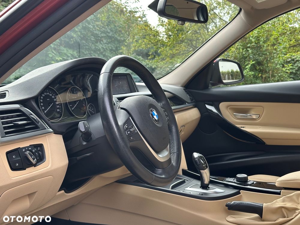BMW Seria 3 320i Advantage - 21