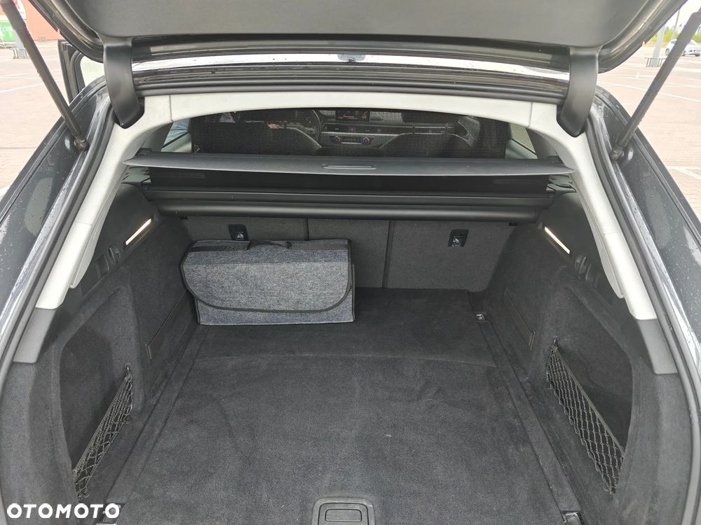 Audi A4 Allroad 2.0 TDI Quattro S tronic - 9