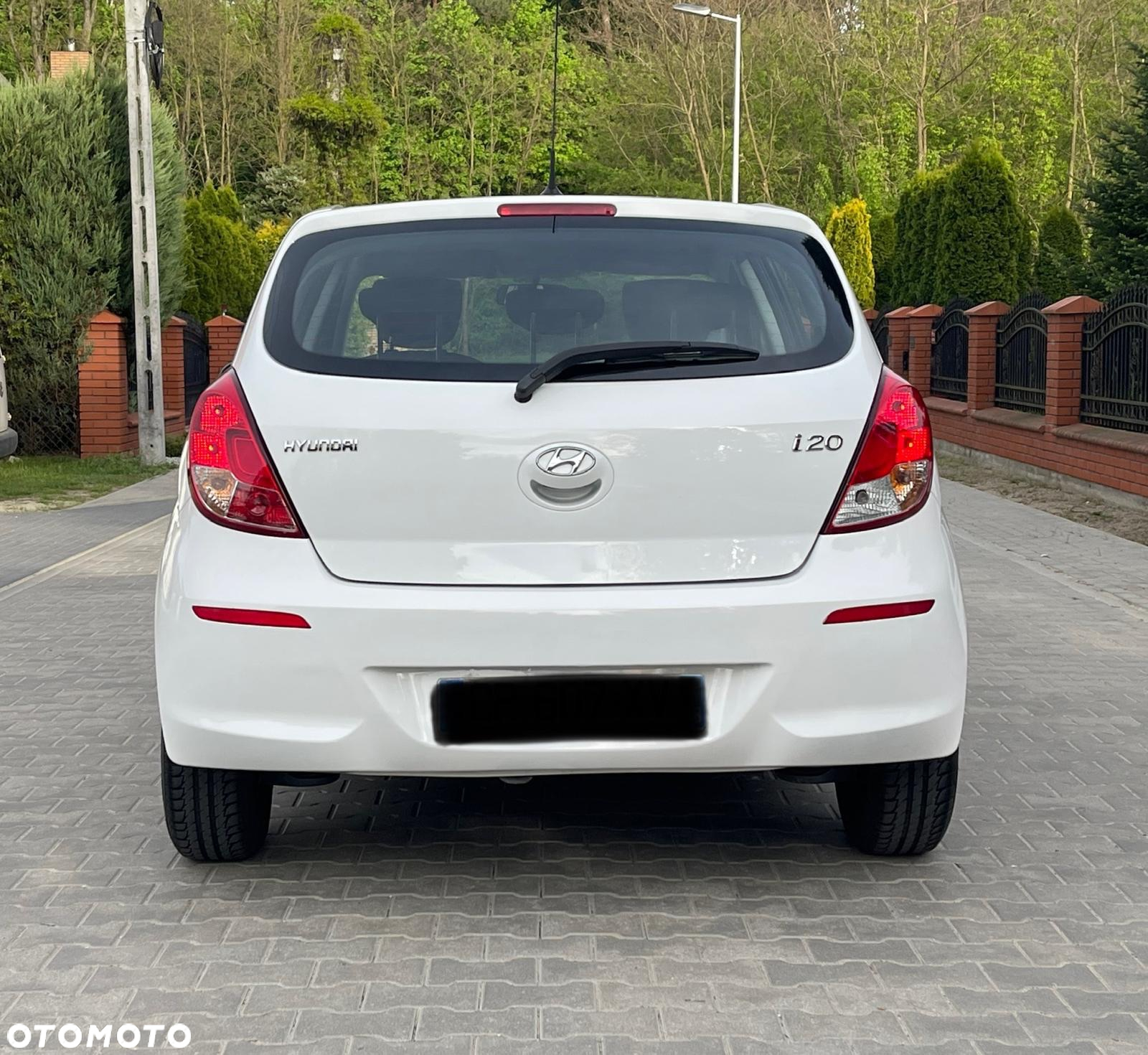 Hyundai i20 1.2 Trend - 24
