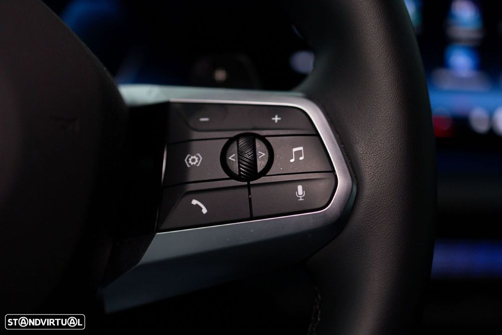 BMW 118 d Pack Desportivo M - 24