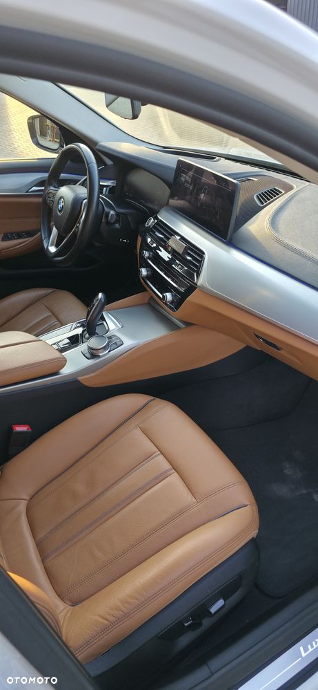 BMW Seria 5 530d xDrive mHEV Luxury Line - 8