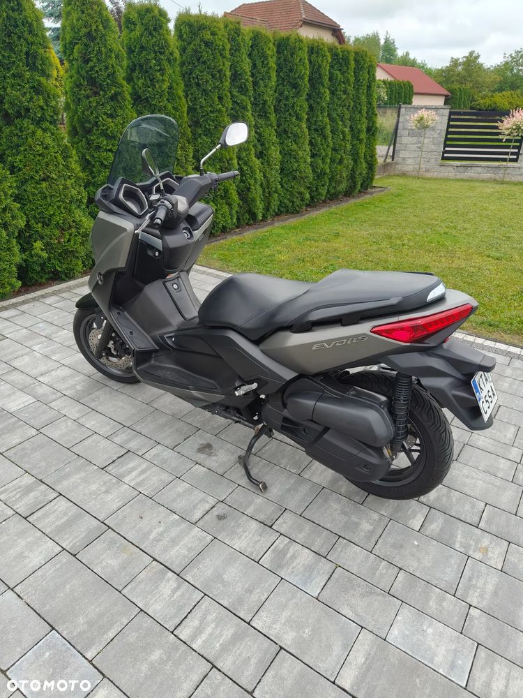 Yamaha X-max - 13