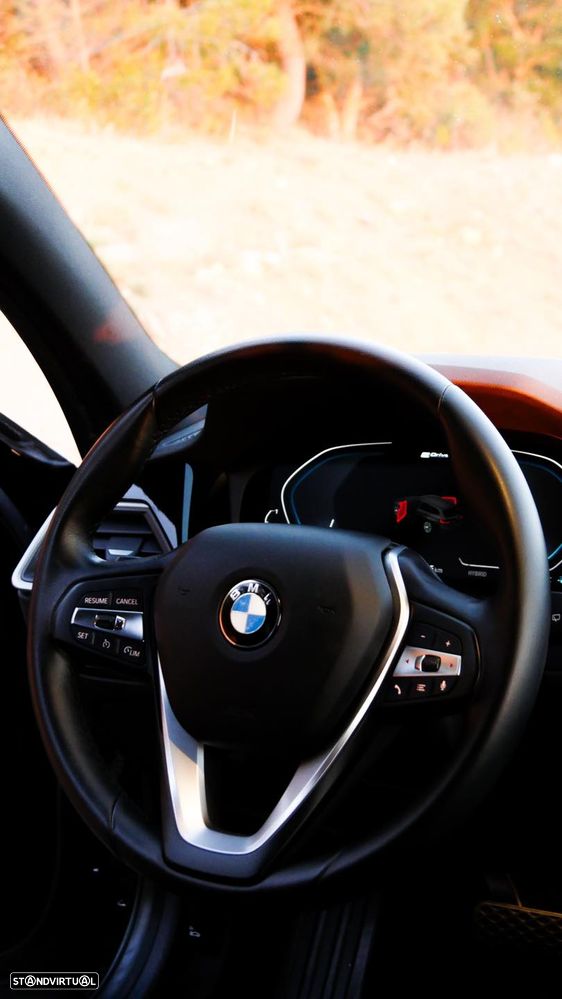 BMW 330 e Touring Aut. Sport Line - 11