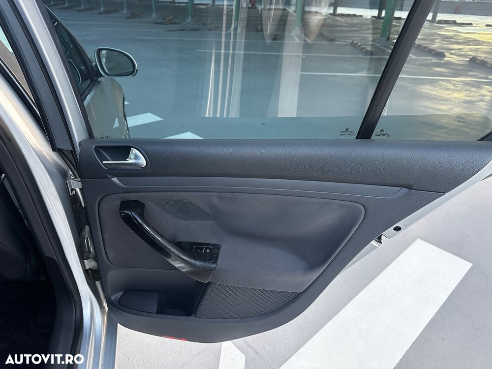 Volkswagen Golf 1.9 TDI Comfortline - 15