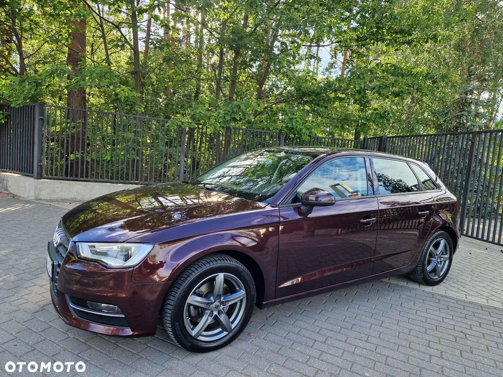 Audi A3 Sportback - 3