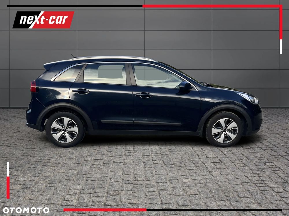 Kia Niro 1.6 GDI Hybrid M - 6
