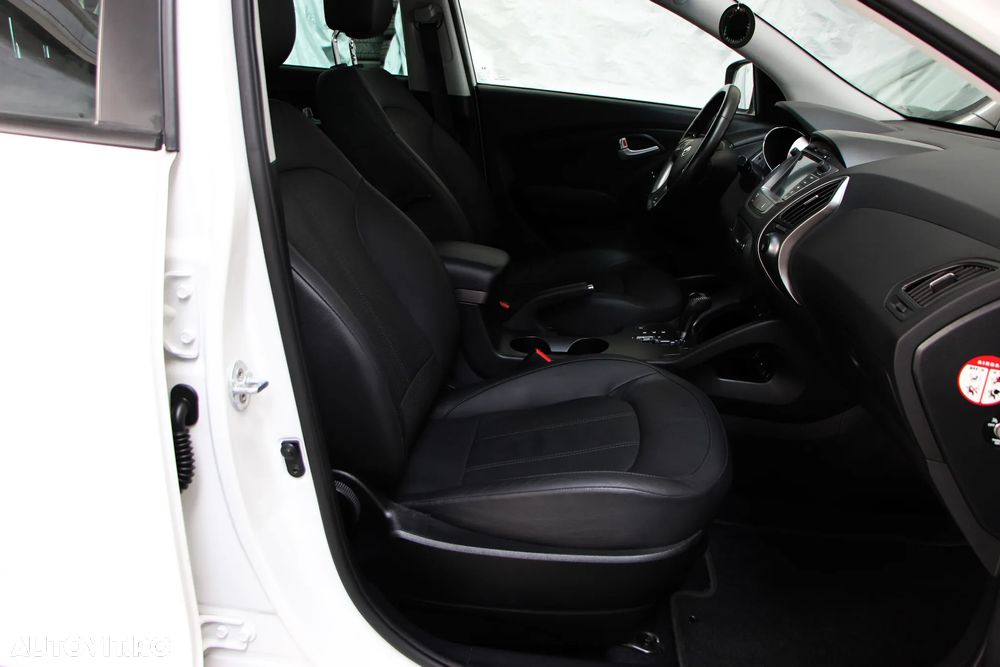 Hyundai ix35 2.0 CRDI 4WD Automatik Premium - 9