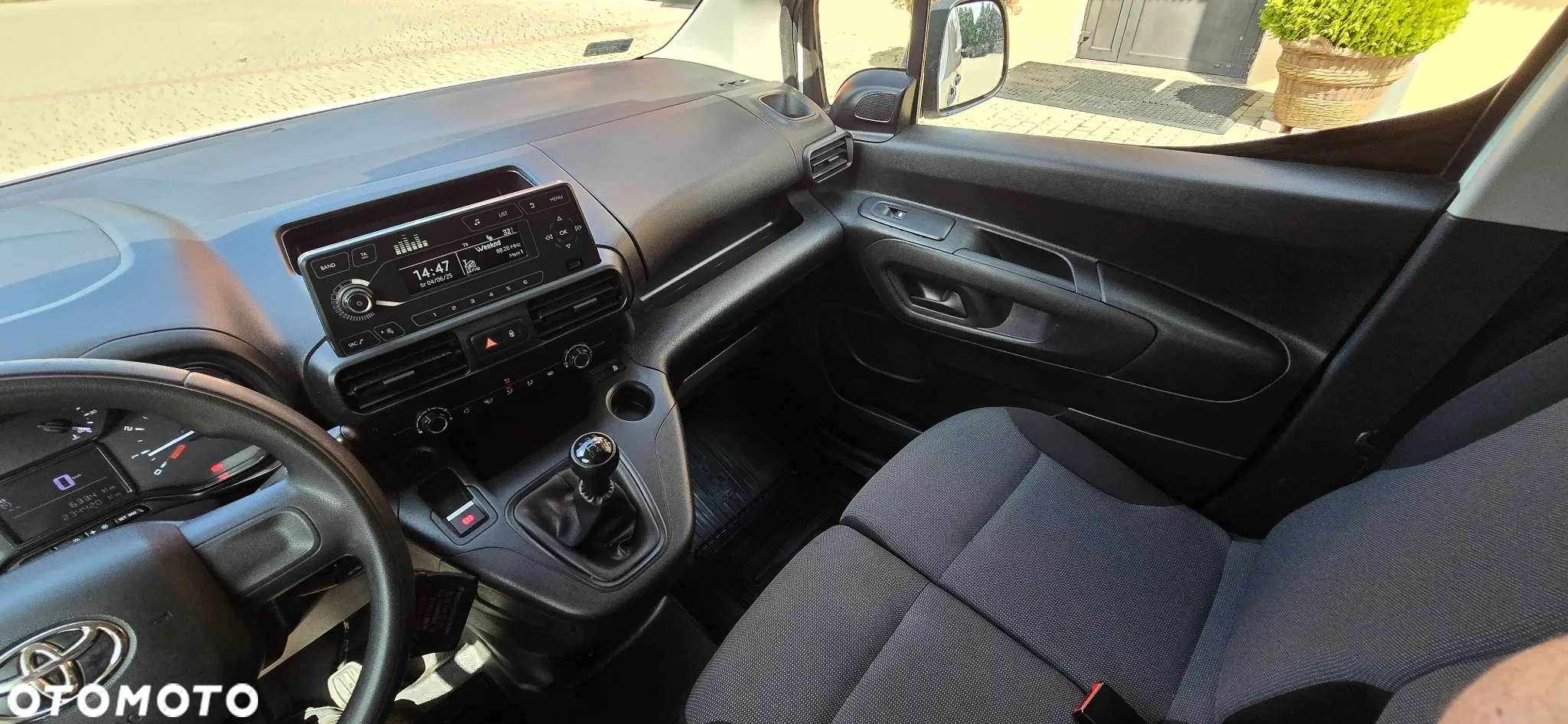 Toyota PRO ACE - 24
