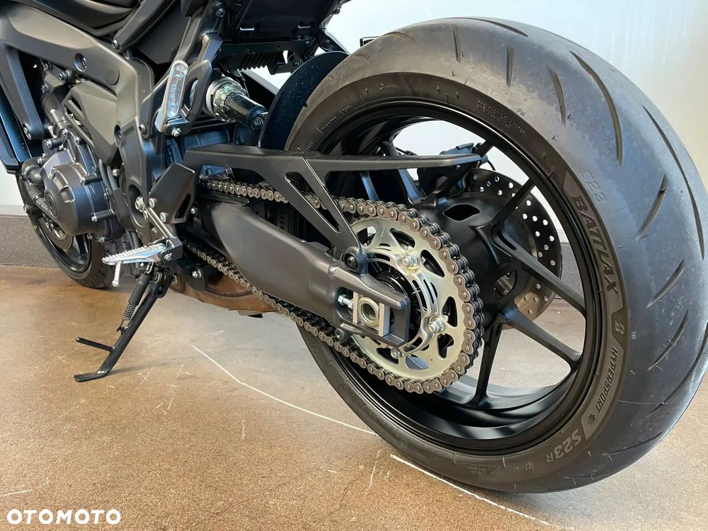 Yamaha MT - 13