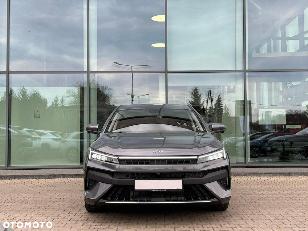 JAC J7 Plus CVT - 11