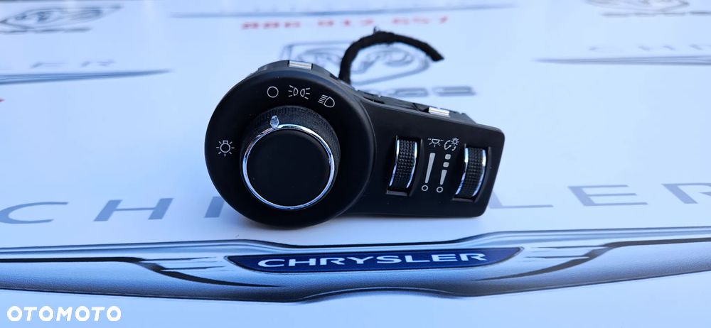 Chrysler Pacifica 2016- Przełącznik Panel świateł Włącznik P68156003AB 68156003AB IDEALNY - 2