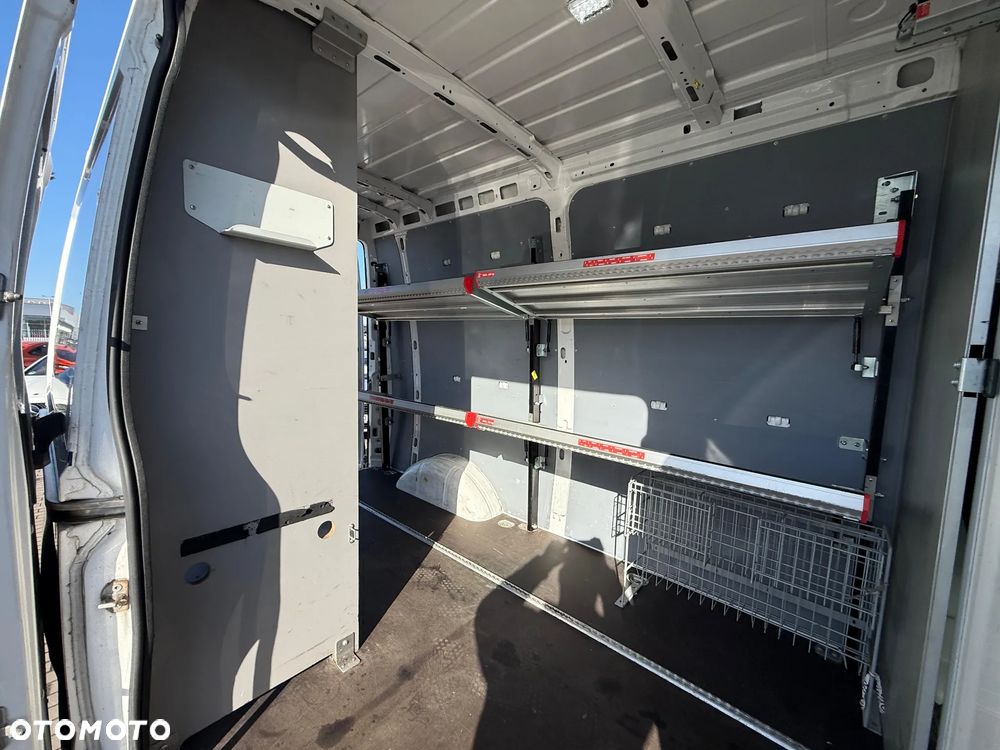 Iveco DAILY 35S12V 2,3 352 H2 - 18