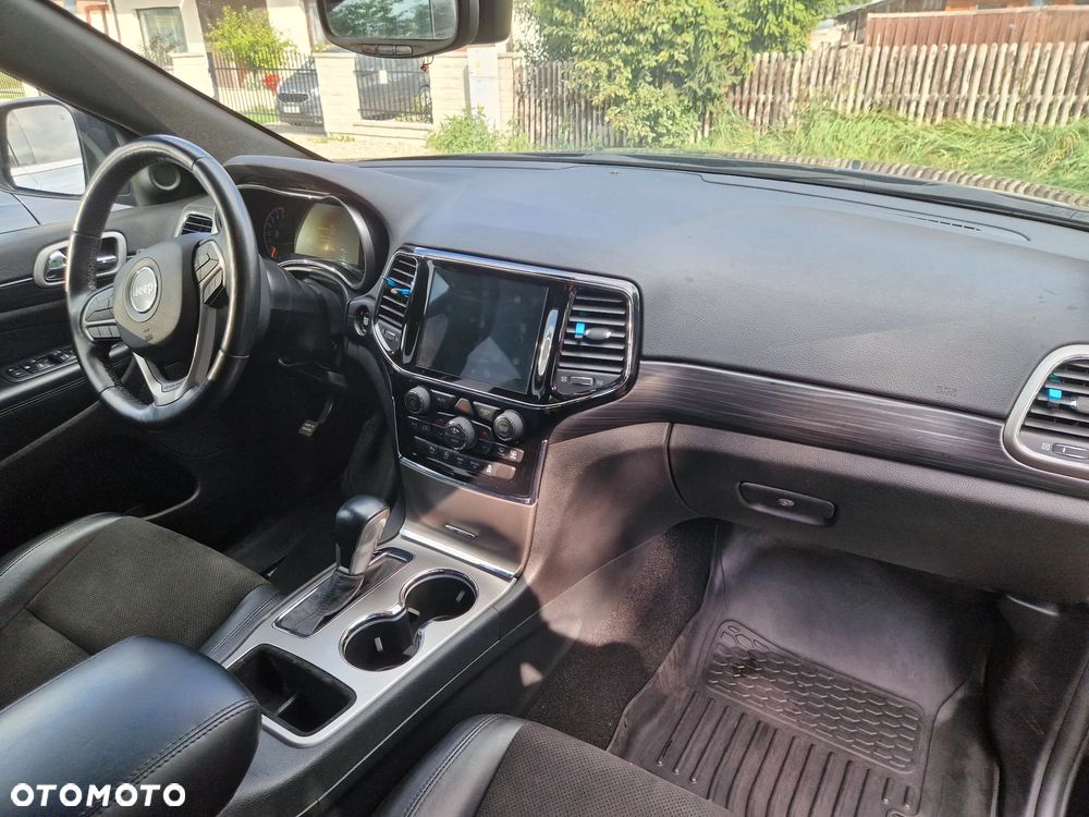 Jeep Grand Cherokee 3.6 V6 Laredo - 23