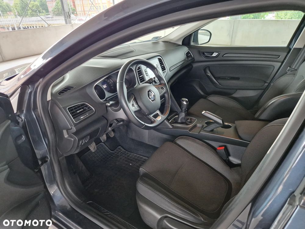 Renault Megane 1.5 Blue dCi Business - 9