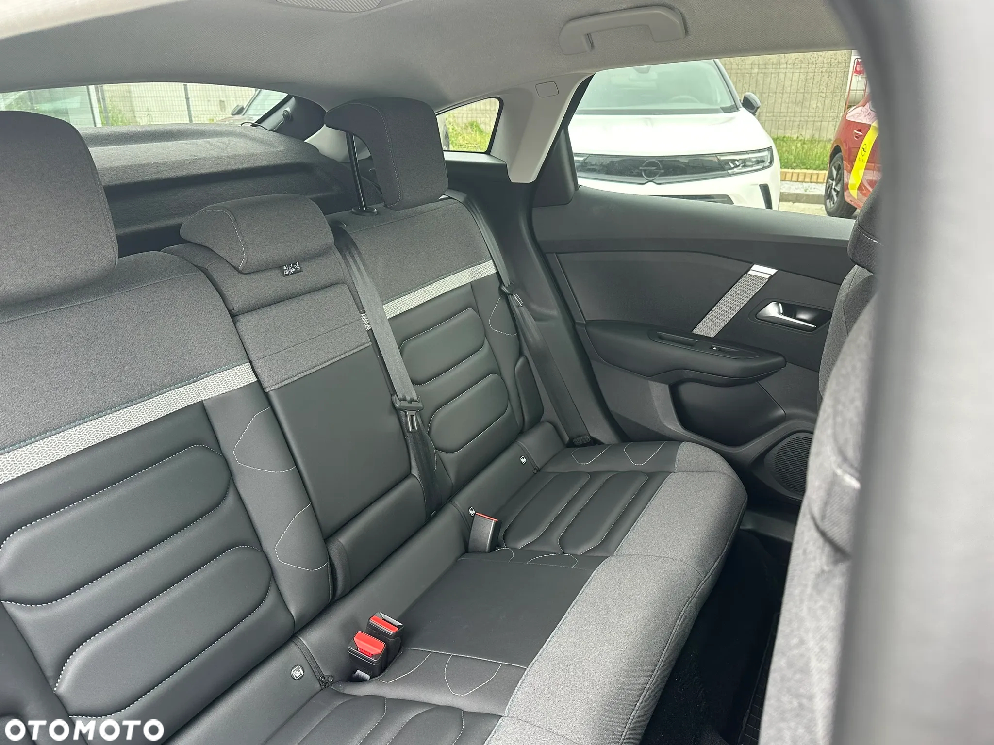 Citroën C4 1.2 PureTech Max S&S - 21