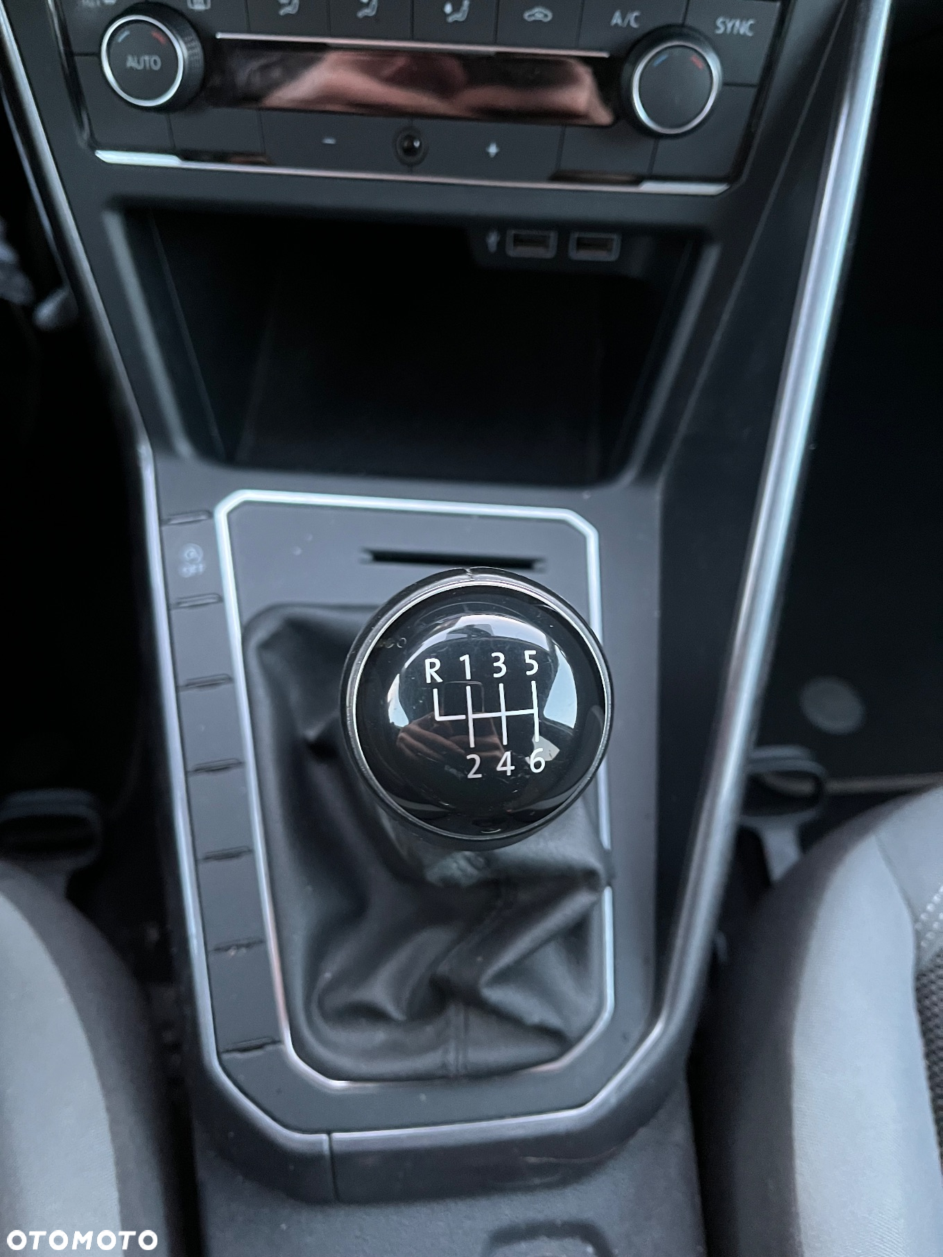 Volkswagen Polo - 9