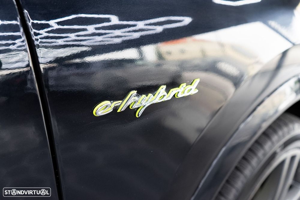 Porsche Cayenne Coupé E-Hybrid - 12