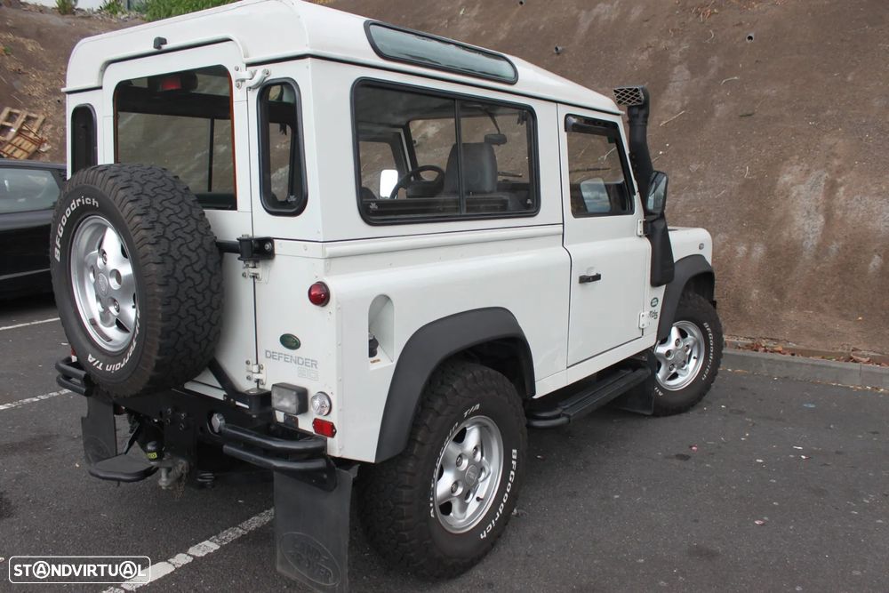 Land Rover Defender 110 2.5 TD5 Metal Top - 16