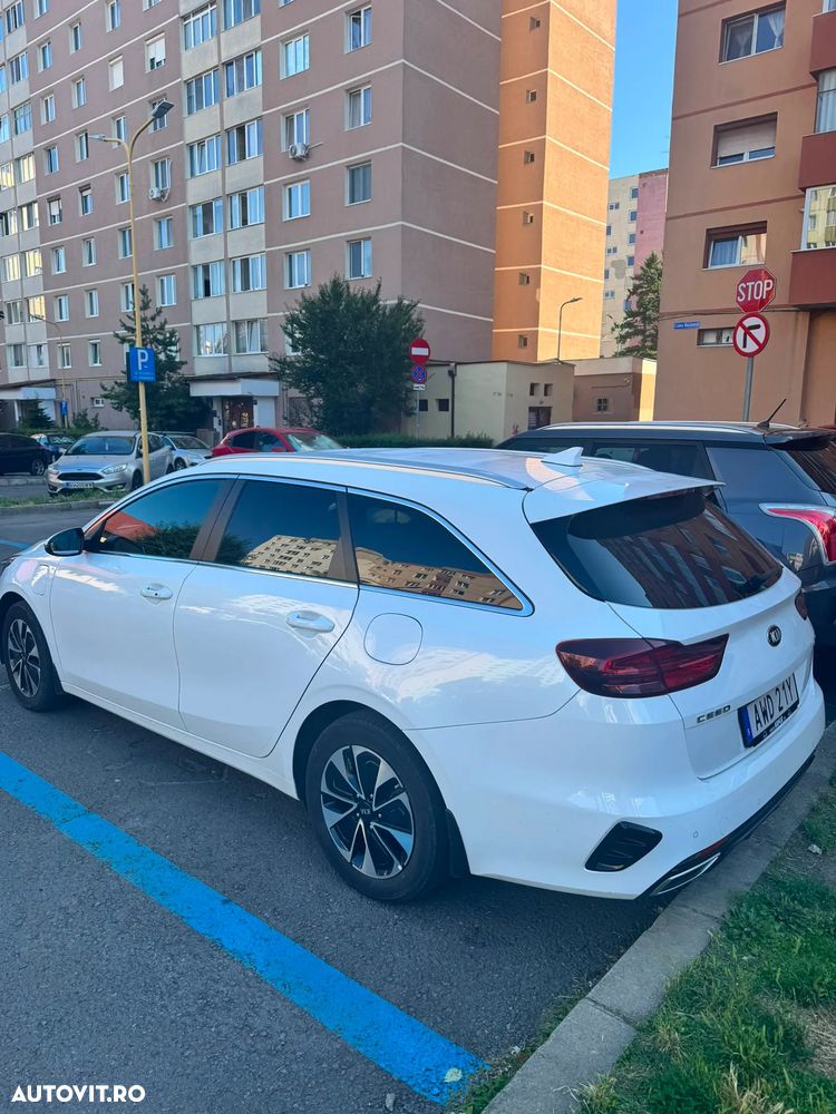 Kia Ceed - 1