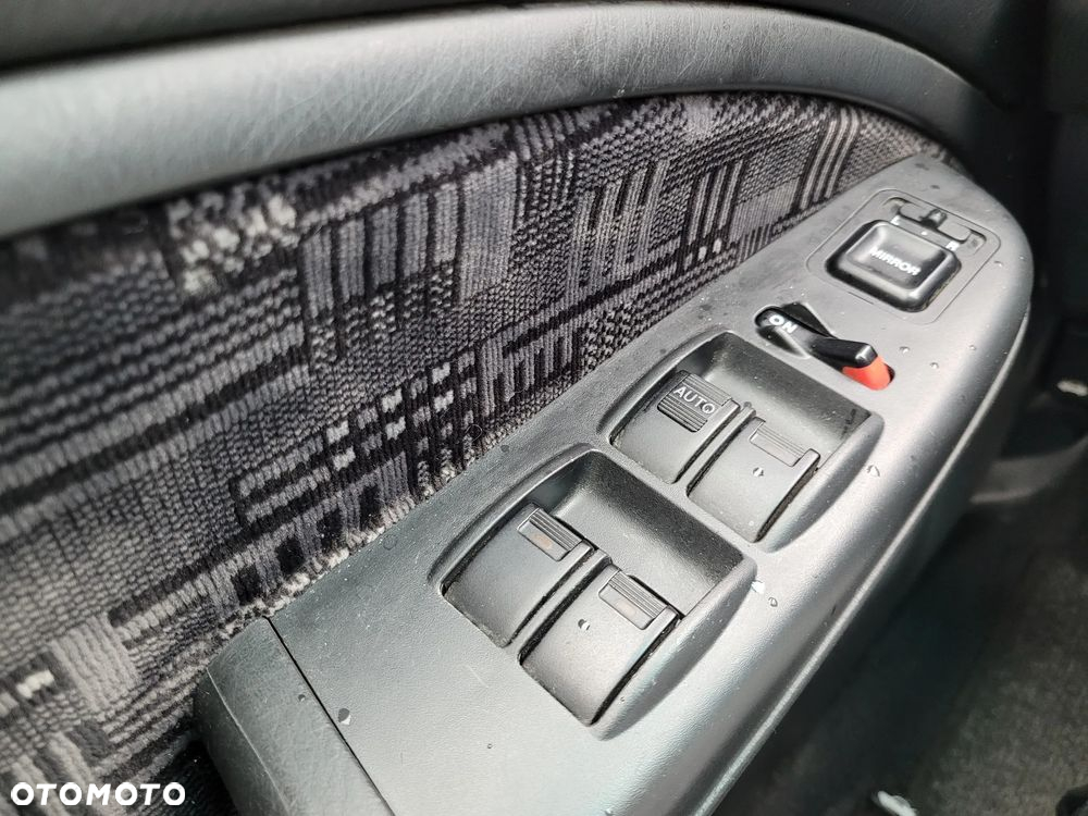 Honda Accord 2.0 ES - 16