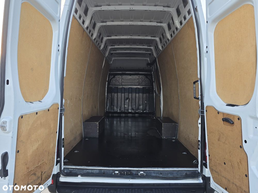Iveco Daily 35s14 MAXI L4H3 - 12