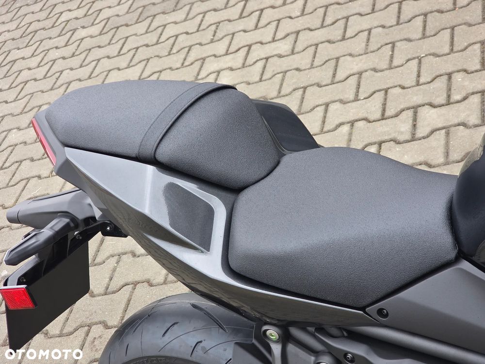 Kawasaki Z 650 - 13