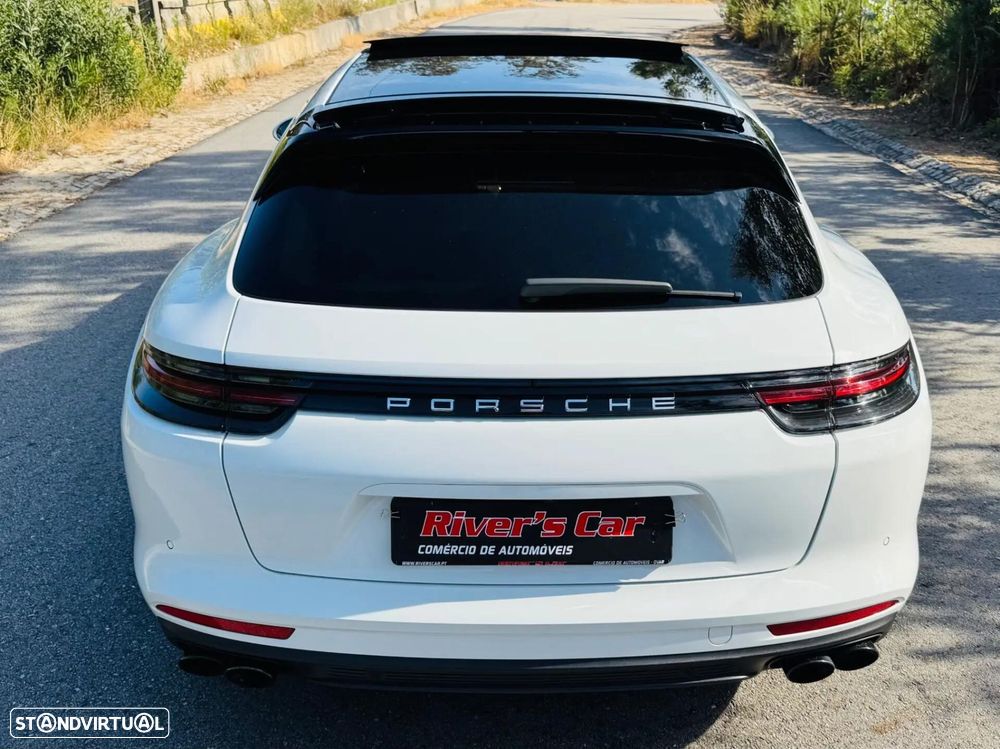Porsche Panamera Sport Turismo 4 E-Hybrid - 14