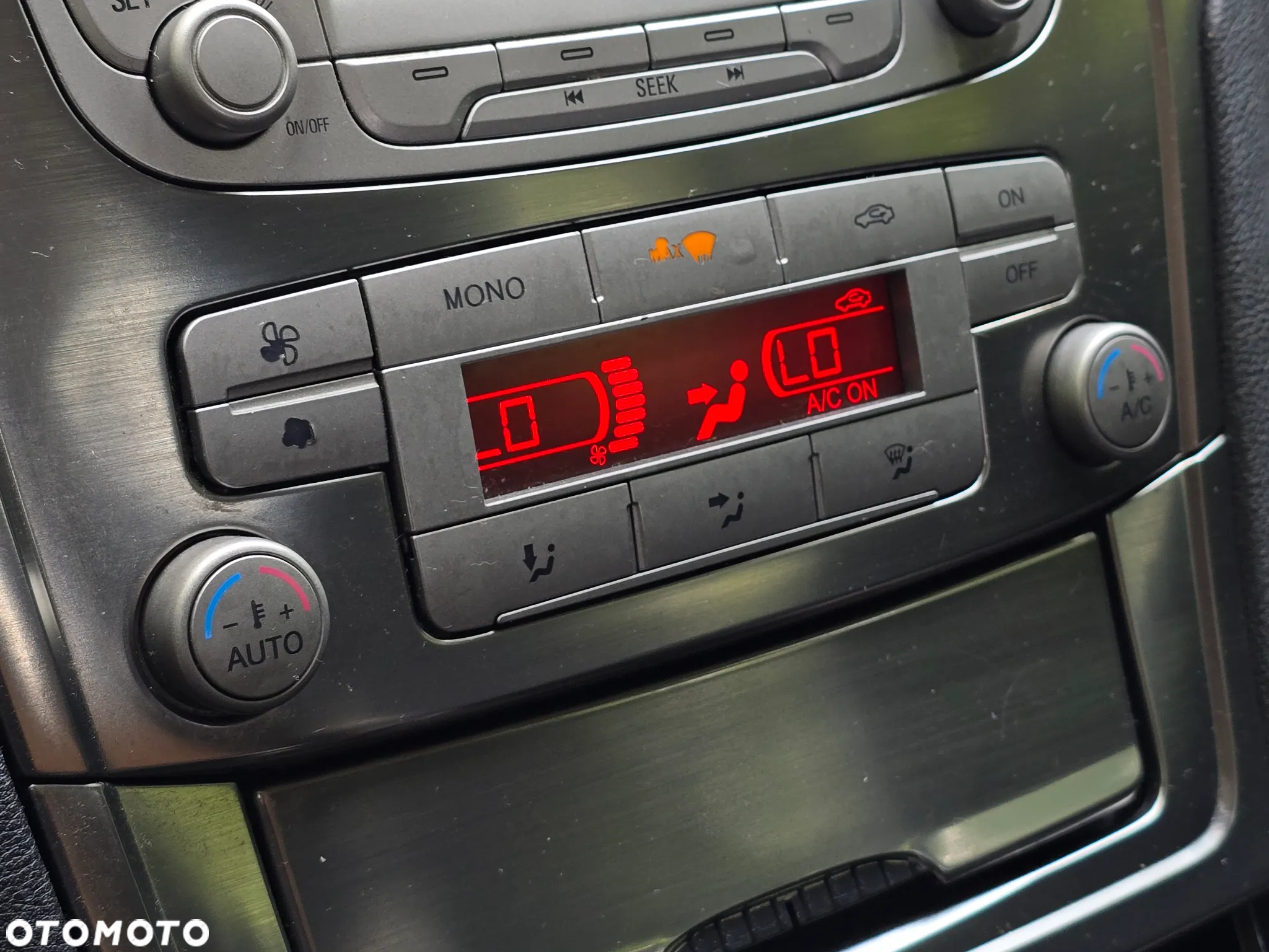Ford Mondeo 2.0 FF Titanium - 25
