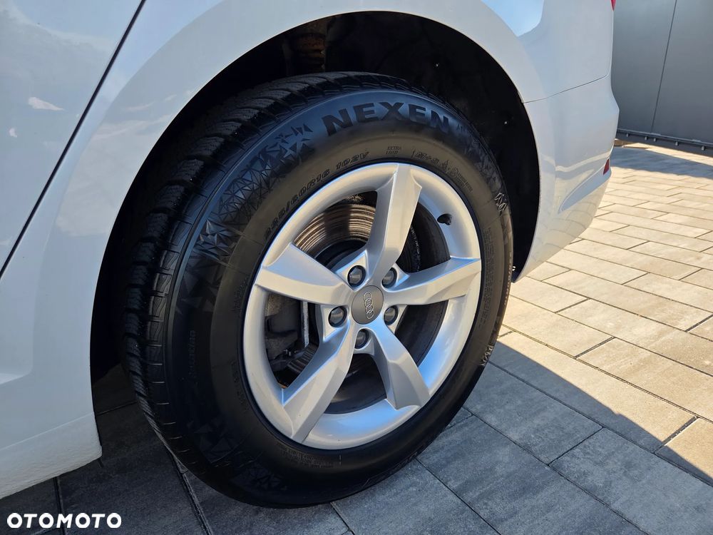 Audi A4 Avant 40 TDI S tronic sport - 14
