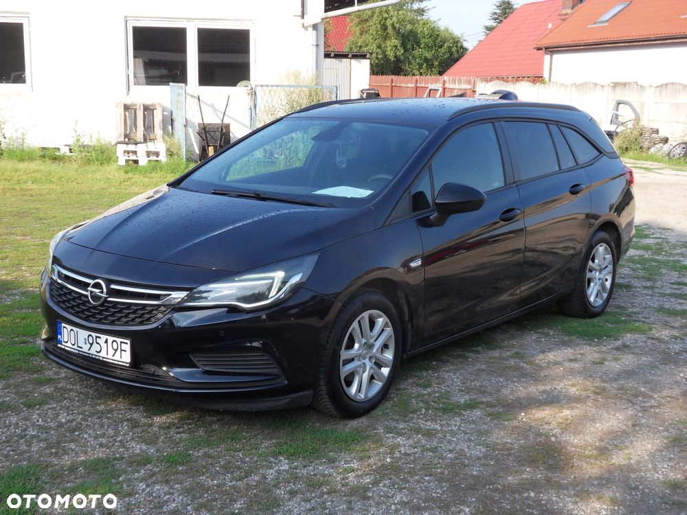 Opel Astra 1.6 D Start/Stop Innovation - 1