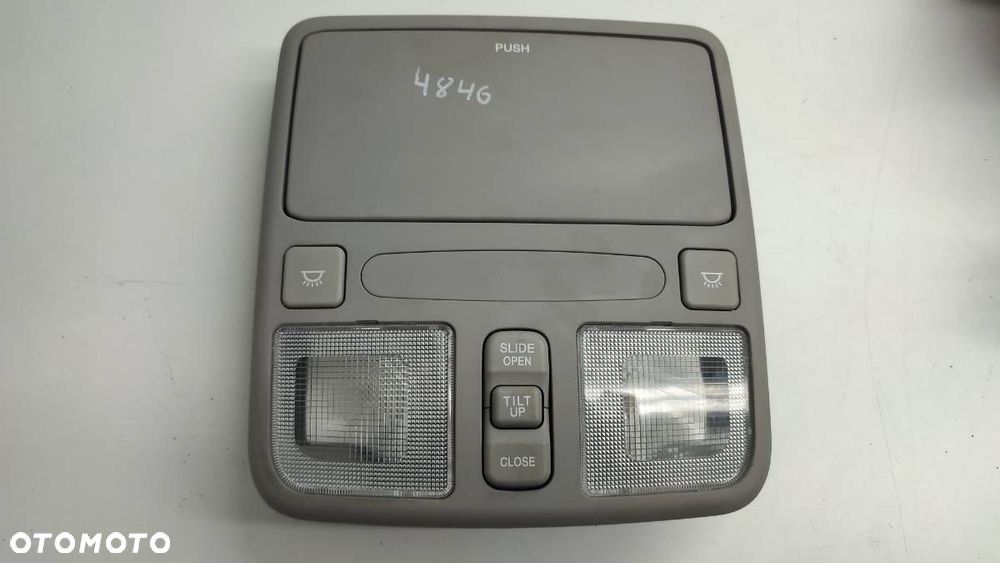 LAMPKA KABINY KIA OPIRUS 2006 928203FXXX - 1