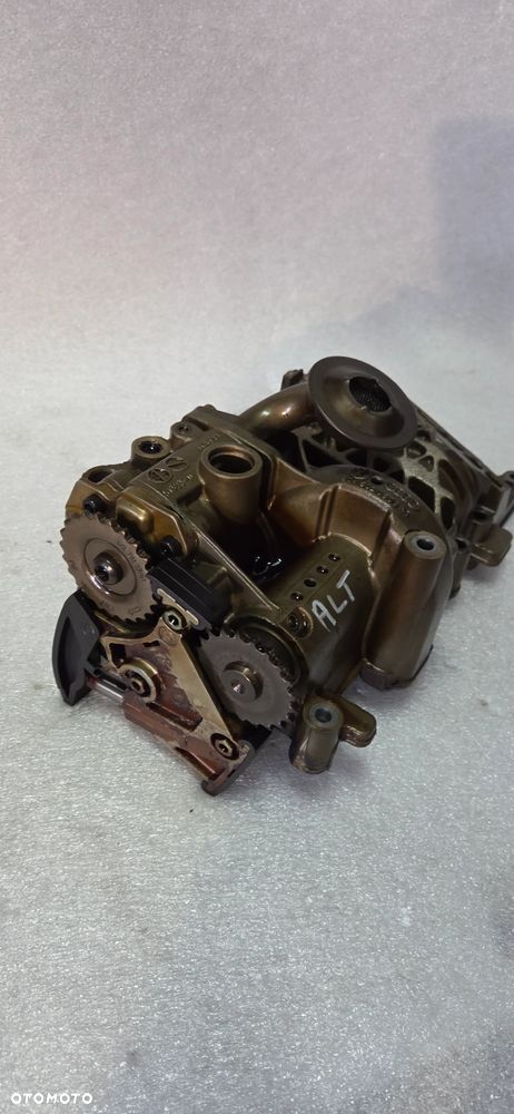 Pompa oleju Audi A4 B6 2.0 ALT - 1