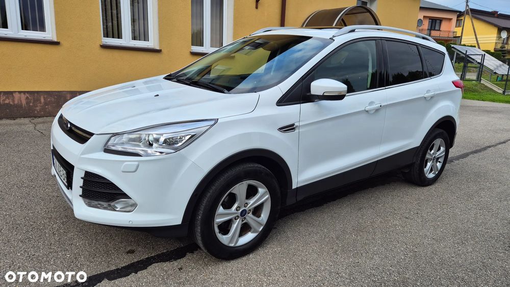 Ford Kuga 1.6 EcoBoost 2x4 Titanium - 30